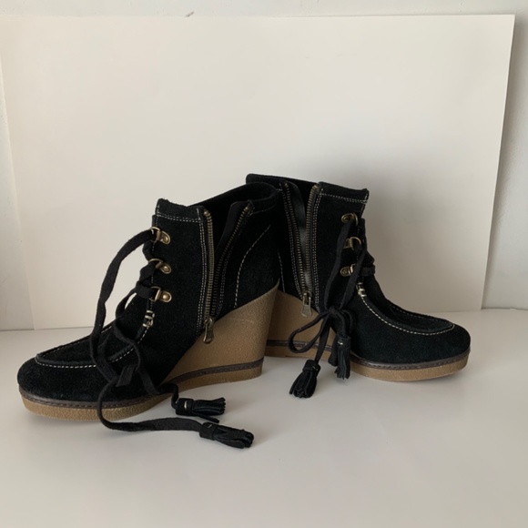 MIA Hazel Suede Leather Wedge Booties - 8 - Picture 5 of 10